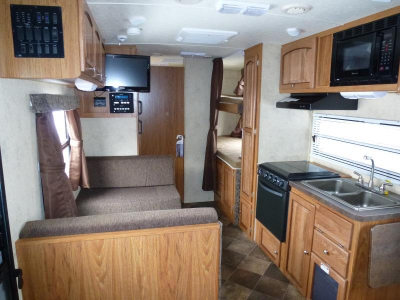RV Rental Denver MicroLite 23LB Dinette